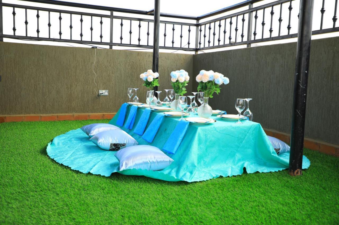 Galaxy Motel Kampala Exterior photo