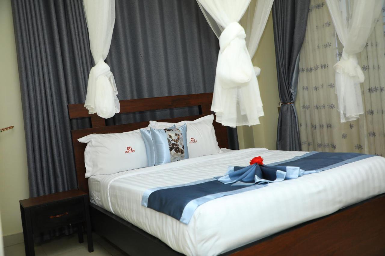 Galaxy Motel Kampala Exterior photo